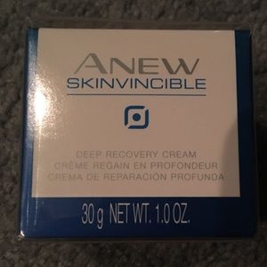 🧖🏼‍♀️ Avon Anew Skinvincible 🧖🏼‍♀️